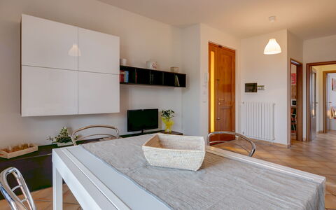 La Casina Del Canneto: Møbel, Værelse, Ejendom, Indretning, Bygning, Etage, Hus, Ejendom, Soveværelse, Trægulve