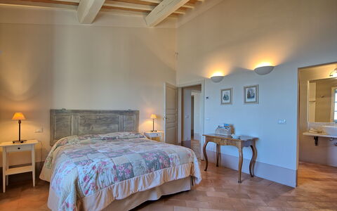 Casa Olivia: Soveværelse, Seng, Møbel, Værelse, Ejendom, Sengetøj, Bed Frame, Indretning, Etage, Bygning