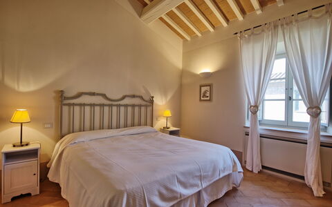 Casa Olivia: Soveværelse, Seng, Møbel, Værelse, Ejendom, Sengetøj, Bed Frame, Sengetøj, Indretning, Loft