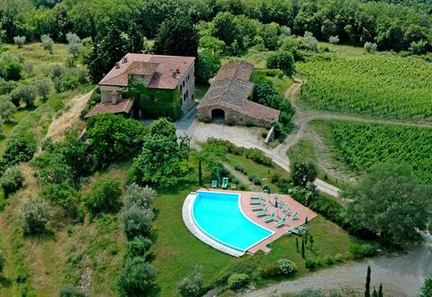 Fattoria Di Quercia Al Poggio: Naturlige Landskab, Sport Venue, Luftfotografering, Fugleperspektiv, Landskab, Estate, Botanisk Have, Græs, Træ, Fotografering