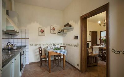 Corte Cappella 2: Ejendom, Værelse, Bygning, Møbel, Etage, Indretning, Hus, Loft, Ejendom, Køkken