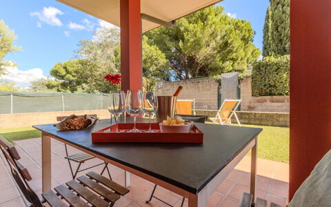 Scarlino Summer Village: Møbel, Stol, Udendørs Møbler, Skygge, Bejdse, Have, Udendørs Bord, Køkken & Spisebord, Backyard, Landscaping