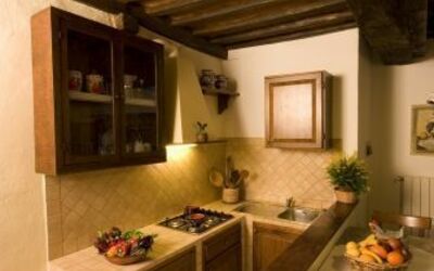 Torrino: Værelse, Ejendom, Countertop, Bygning, Indretning, Møbel, Loft, Hus, Køkken, Bjælke