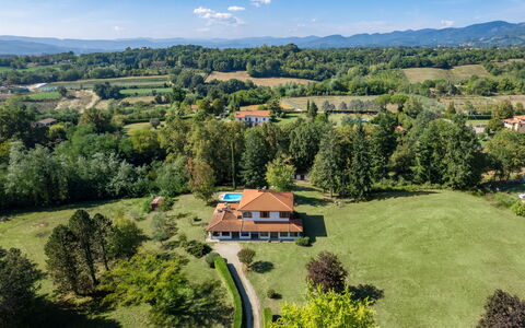 Villa Cinzia: Plante, Himmel, Sky, Plantesamfund, Økoregion, Træ, Naturlige Landskab, Natur, Land Lot, Vegetationen