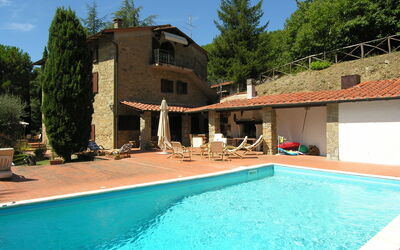 Castello Di Corte