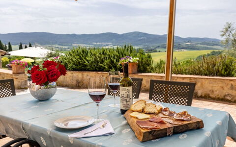 San Martino: Møbel, Bordservice, Bord, Mad, Stol, Serveware, Dug, Køkken & Spisebord, Udendørs Møbler, Drinkware