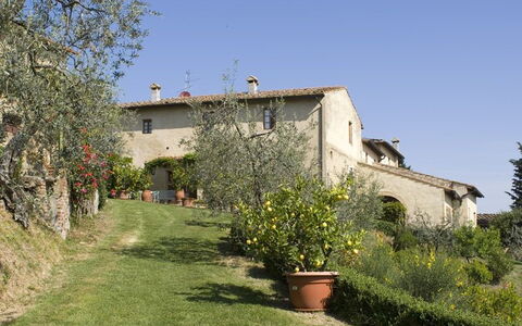 Agriturismo Paterno: Ejendom, Hus, Bygning, Ejendom, Estate, Sommerhus, Landdistrikt, Villa, Stuehus, Træ