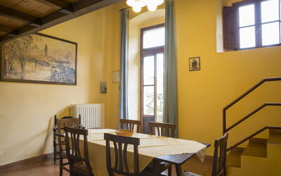 Casa Vecchia 3: Værelse, Bygning, Ejendom, Bord, Indretning, Møbel, Hus, Restaurant, Arkitektur, Spisestue