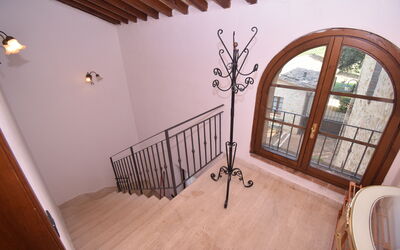 rocche-di-valiano-chianti-castelnuovo-berardenga-verbena-stairs