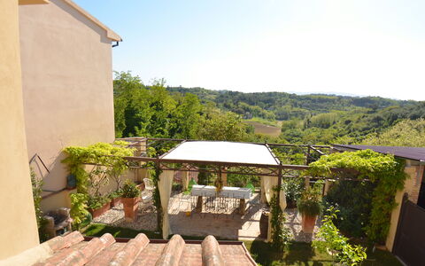 Al Colle Di Lari: Ejendom, Hus, Bygning, Værelse, Ejendom, Villa, Hill Station, Arkitektur, Landdistrikt, Estate