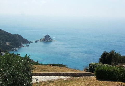 Raggio Di Sole Sull'argentario: Himmel, Hav, Kyst, Coastal Og Oceaniske Landskabsformer, Atmosfaeretryk Fænomen, Promontory, Ocean, Headland, Bugt, Træ