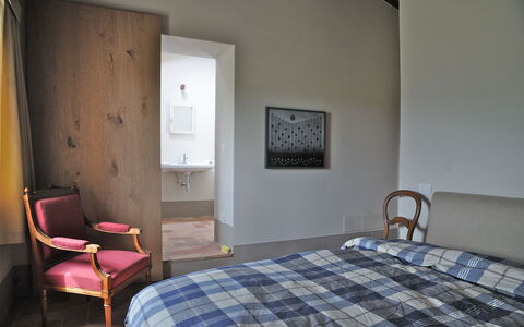 Podere Palazzo: Soveværelse, Værelse, Møbel, Seng, Ejendom, Sengetøj, Bygning, Indretning, Væg, Etage