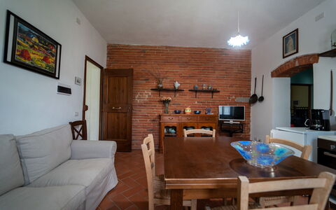 La Gropina Di Loro Ciuffenna: Værelse, Ejendom, Møbel, Bygning, Stue, Etage, Indretning, Hus, Bord, Hårdttræ