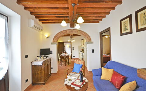 Villa Anita: Værelse, Ejendom, Bygning, Møbel, Loft, Indretning, Hus, Stue, Ejendom, Hjem