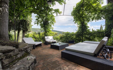 Villa Del Sole: Ejendom, Ejendom, Værelse, Bygning, Hjem, Hus, Estate, Møbel, Gårdhave, Træ