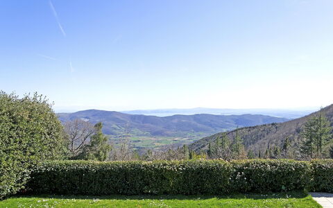 Casa Cristina: Bjergrige Landskabsformer, Natur, Bjerg, Naturlige Landskab, Himmel, Highland, Grøn, Ødemark, Bjergkæde, Hill Station
