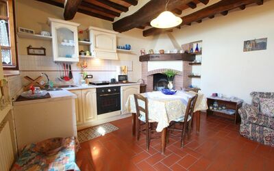 Biancospino: Ejendom, Værelse, Bygning, Møbel, Hus, Ejendom, Indretning, Etage, Køkken, Sommerhus