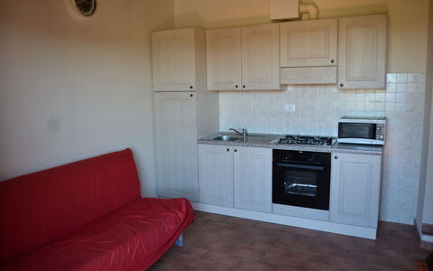 Borgo Casa Di Lappi: Værelse, Ejendom, Møbel, Køkken, Etage, Cabinetry, Bygning, Countertop, Større Bandage, Hus