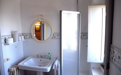 podere-san-giovanni-narni-terni-villa-bathroom