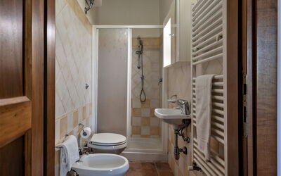 villino-bazzani-casole-d'elsa-multiproperty-appartamento-bazzani-1-bathroom