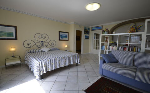 Casale Valentina: Soveværelse, Værelse, Møbel, Seng, Ejendom, Sengetøj, Bed Frame, Indretning, Sengetøj, Bygning