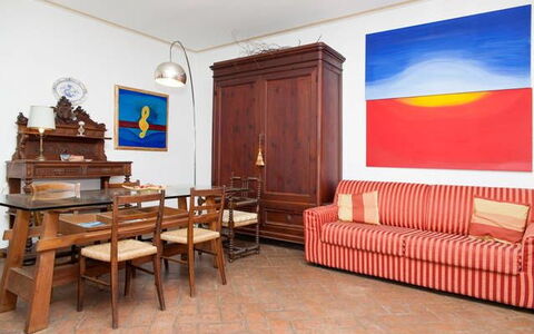 Residenza Marechiaro: Møbel, Ejendom, Træ, Bygning, Indretning, Etage, Stue, Væg, Gulvbelægning, Hårdttræ