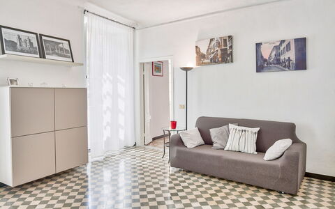 Via Dante Vacanze - Levanto: Møbel, Værelse, Ejendom, Indretning, Stue, Etage, Bygning, Væg, Ejendom, Hus