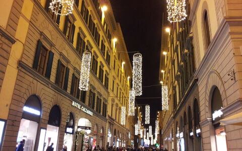 Guelfa House: Bygning, Milepæl, Belysning, Arkitektur, Metropolis, City, Nat, Stad, Hovedstadsområde, Arcade