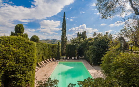 Montegufoni: Natur, Himmel, Vand, Grøn, Træ, Ejendom, Have, Botanik, Botanisk Have, Græs