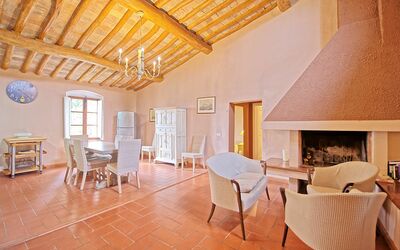 Acciaioli 1Bis: Ejendom, Værelse, Bygning, Møbel, Hus, Ejendom, Indretning, Etage, Loft, Hjem