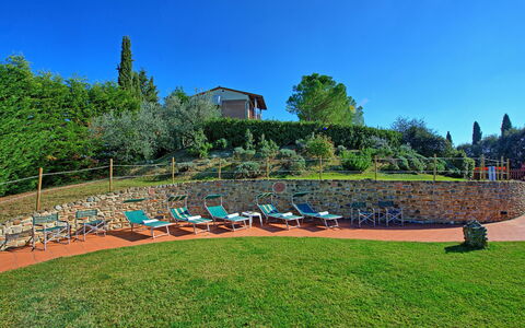 Casa Vasco: Grøn, Himmel, Have, Græs, Botanisk Have, Lawn, Botanik, Græsfamilien, Træ, Arkitektur