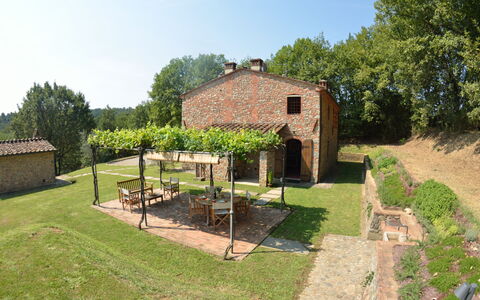 L'incanto: Ejendom, Hus, Bygning, Sommerhus, Land Lot, Ejendom, Landdistrikt, Græs, Gård, Hjem