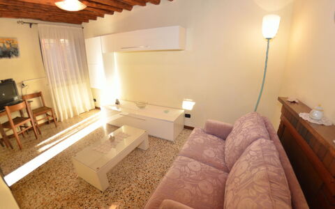 Casa Daniel: Værelse, Ejendom, Møbel, Indretning, Etage, Bygning, Ejendom, Hus, Loft, Stue