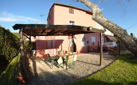 Casa Daniel: Ejendom, Hus, Bygning, Hjem, Ejendom, Arkitektur, Himmel, Sommerhus, Villa, Stuehus