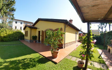 La Capannella: Ejendom, Hus, Hjem, Bygning, Ejendom, Boligområde, Gård, Sommerhus, Estate, Land Lot