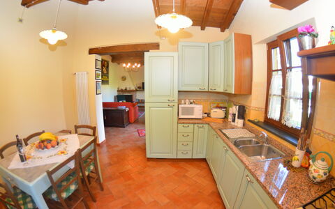 La Capannella: Værelse, Ejendom, Bygning, Loft, Køkken, Møbel, Etage, Countertop, Indretning, Hus