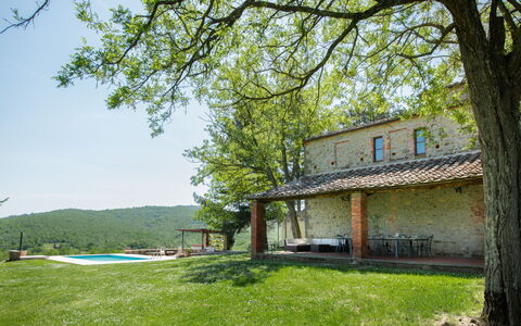 Villa Fabbri: Plante, Bygning, Himmel, Ejendom, Natur, Naturlige Landskab, Vindue, Træ, Vegetationen, Land Lot