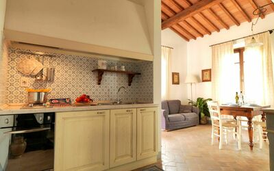 Canonica N.3: Værelse, Ejendom, Møbel, Bygning, Indretning, Køkken, Countertop, Etage, Hus, Loft