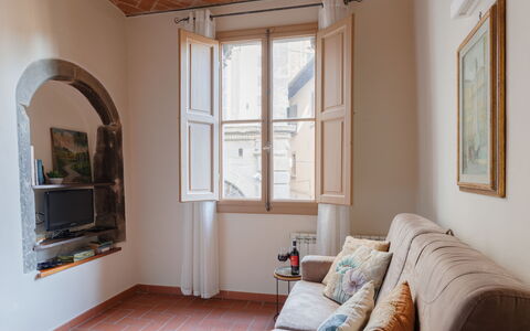 Marlene House: Ejendom, Vindue, Bygning, Billedramme, Azure, Træ, Komfort, Indretning, Arkitektur