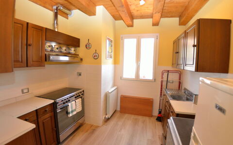 Borgo Di Zacco: Countertop, Værelse, Ejendom, Cabinetry, Køkken, Møbel, Loft, Håndvask, Bygning, Etage