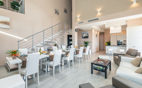 Villa Le Terme: Ejendom, Værelse, Indretning, Bygning, Møbel, Stue, Ejendom, Hus, Arkitektur, Lobby