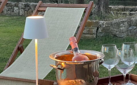 La Corte Di Campalli: Mad, Bordservice, Tallerkner, Bord, Plante, Ingrediens, Køkken, Serveware, Vinglas