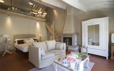 Wellness Suite Hammam: Stue, Værelse, Ejendom, Indretning, Møbel, Loft, Bygning, Etage, Hus, Væg