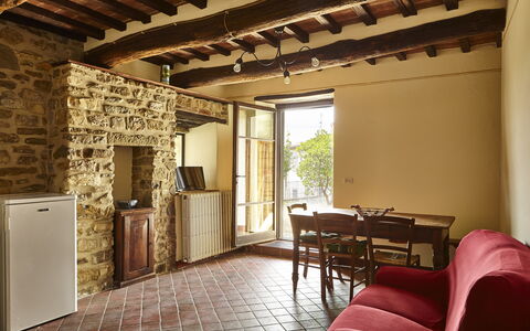 Villa Cincinelli: Ejendom, Værelse, Bygning, Indretning, Loft, Hus, Møbel, Væg, Etage, Ejendom