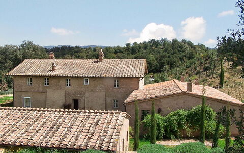 Lavacchio 14: Sky, Himmel, Bygning, Plante, Træ, Naturlige Landskab, Hus, Land Lot, Sommerhus, Tækning