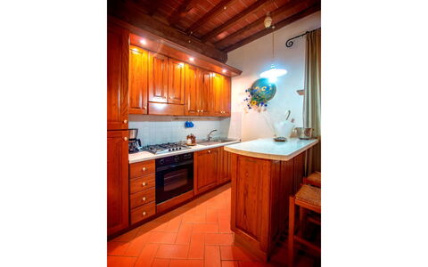 La Boutique del Cardinale: Ejendom, Værelse, Bygning, Møbel, Køkken, Ejendom, Indretning, Hus, Cabinetry, Hjem