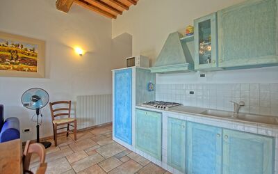 Mulignone 10: Ejendom, Værelse, Bygning, Hus, Ejendom, Møbel, Etage, Indretning, Køkken, Hjem