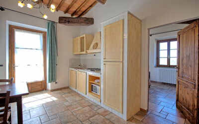 Mulignone 14: Cabinetry, Ejendom, Bygning, Countertop, Træ, Køkken, Vindue, Køkken Apparat, Indretning, Etage