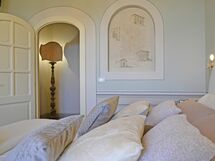 Double bedroom detail