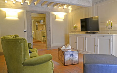 Appartamento Tommasi Fierli: Værelse, Ejendom, Møbel, Indretning, Bygning, Stue, Suite, Loft, Etage, Hus